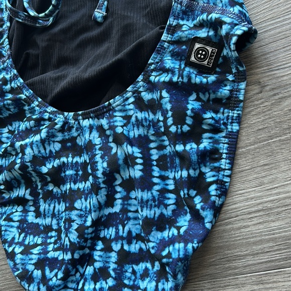 Jolyn “Jackson III” swimsuit, size 28! - Picture 2 of 6